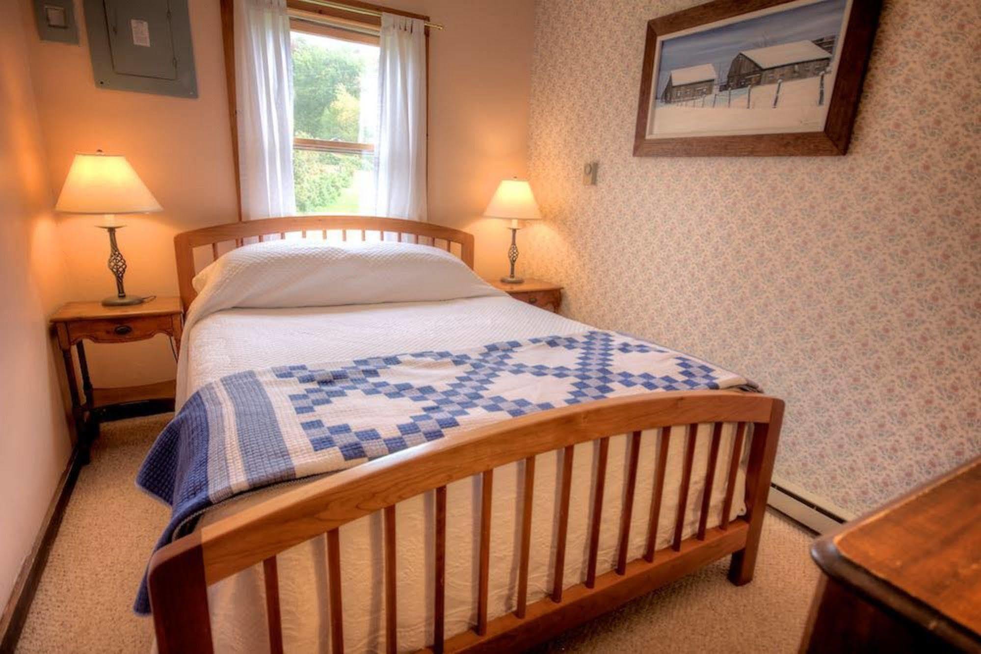 Blueberry Hill Inn Brandon 外观 照片